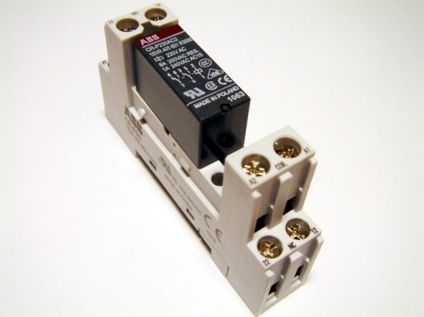 ABB CR-P230AC2 2A/K PCB Röle - Kontak (Soket Dahil)